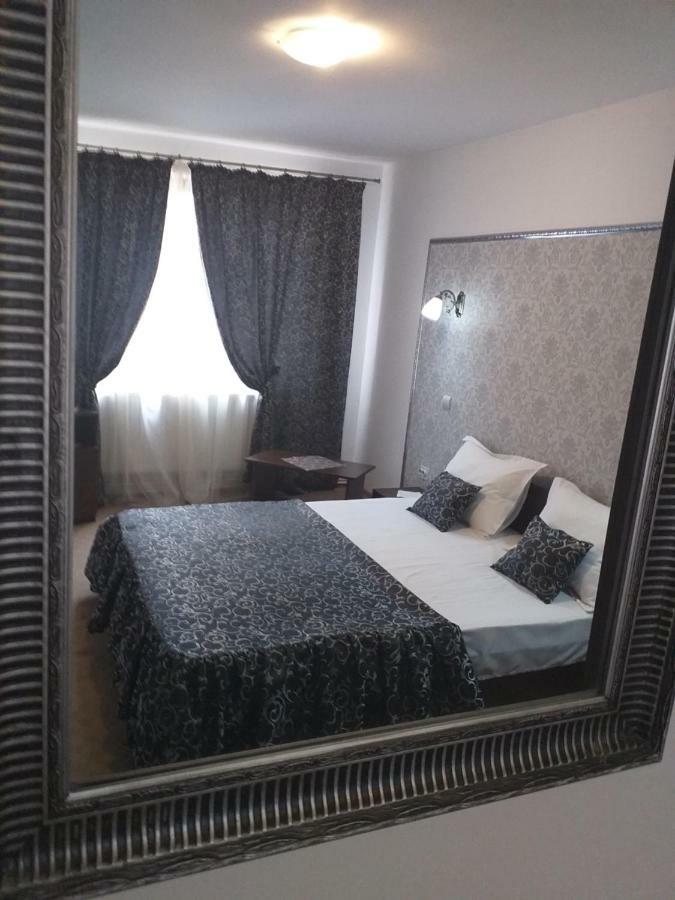 W&K " Centru Istoric Sibiu Hotel Екстериор снимка